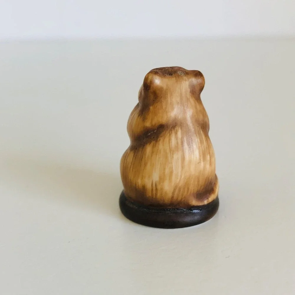 Franklin Mint Porcelain Woodchuck Thimble Friends of the Forest Series Vtg 1980s